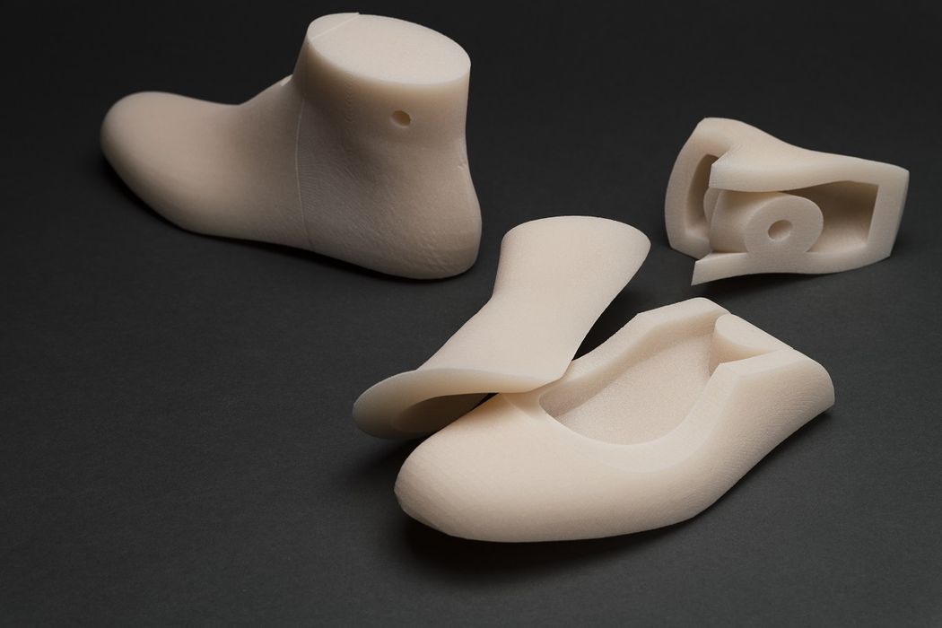 定制3D打印鞋！多家制造商合作快速生产定制鞋植，让你的鞋子随心而动