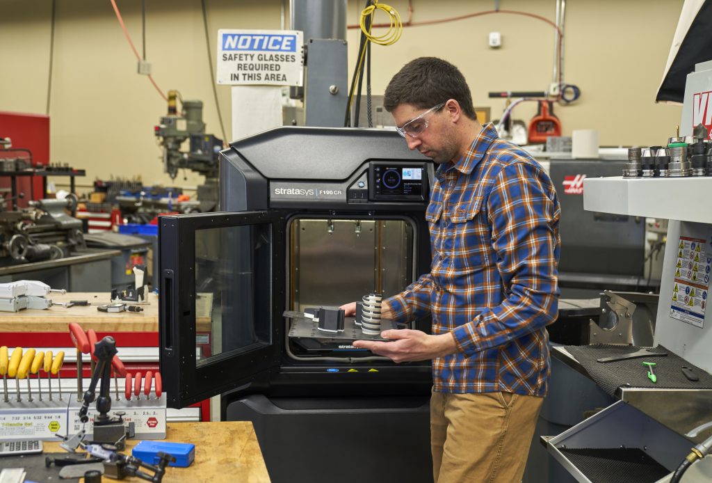 Stratasys推出复合材料3D打印设备6种新材料和软件拓展工厂车间的应用