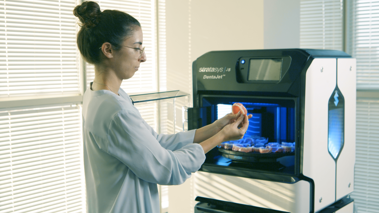 Stratasys齿科3D打印机加速齿科行业数字化进程